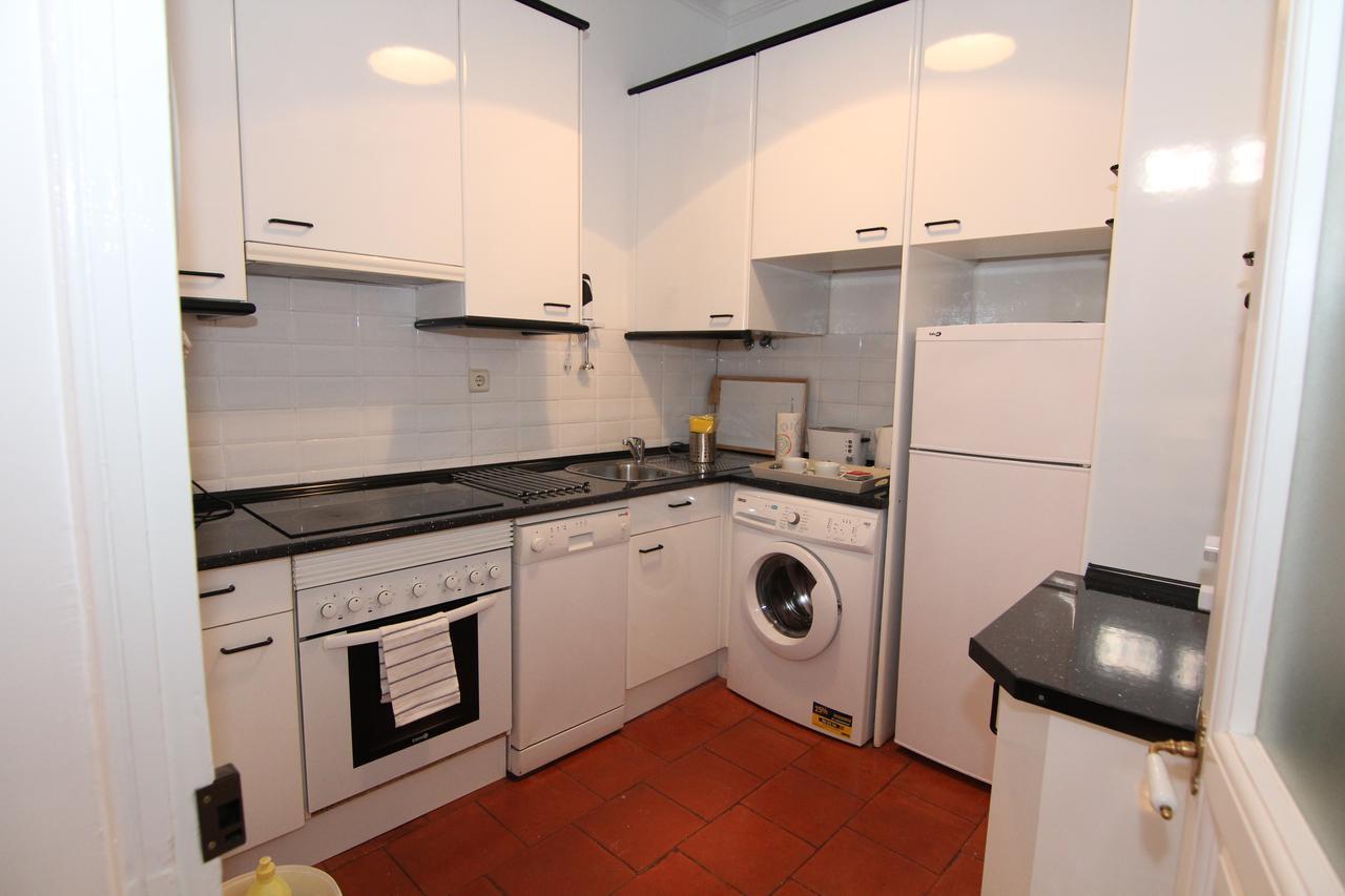 Apartamentos Madrid Retiro Kültér fotó