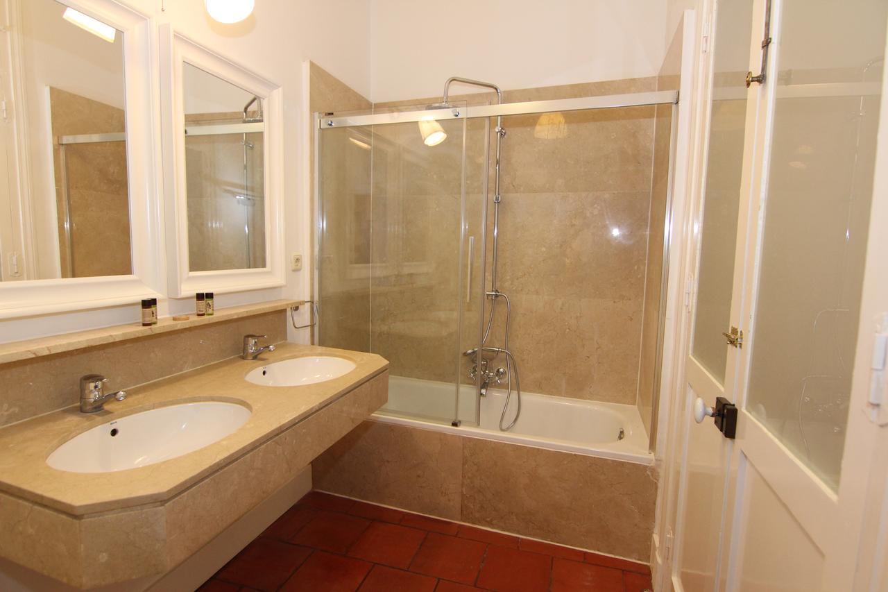 Apartamentos Madrid Retiro Kültér fotó