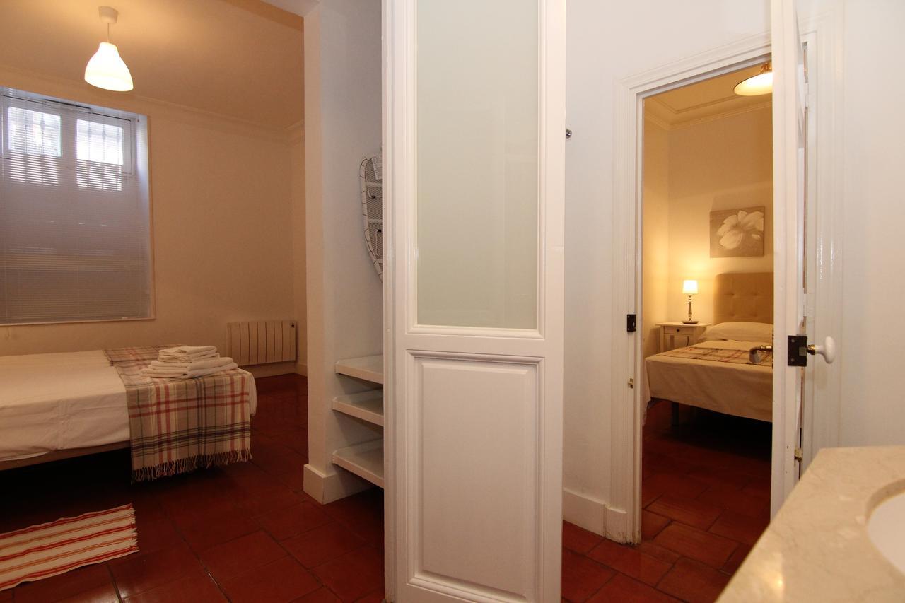 Apartamentos Madrid Retiro Kültér fotó